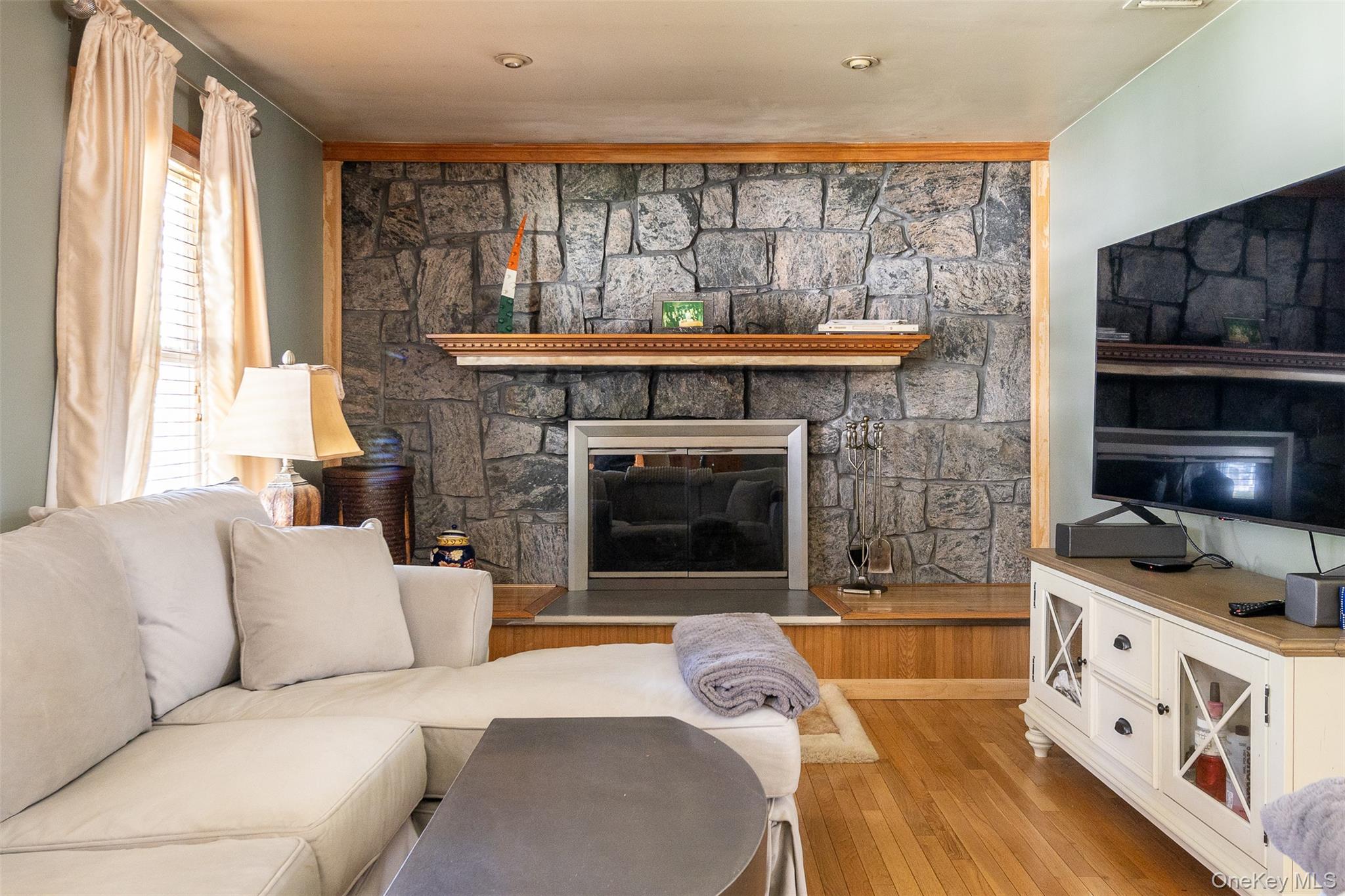 84 Country Club Road, Bellport Village, NY 11713