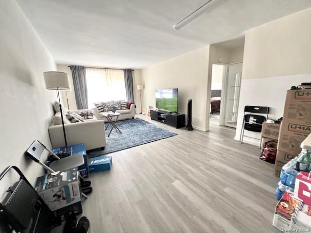 222-89 Braddock Avenue # 4B, Bellerose, NY 11428