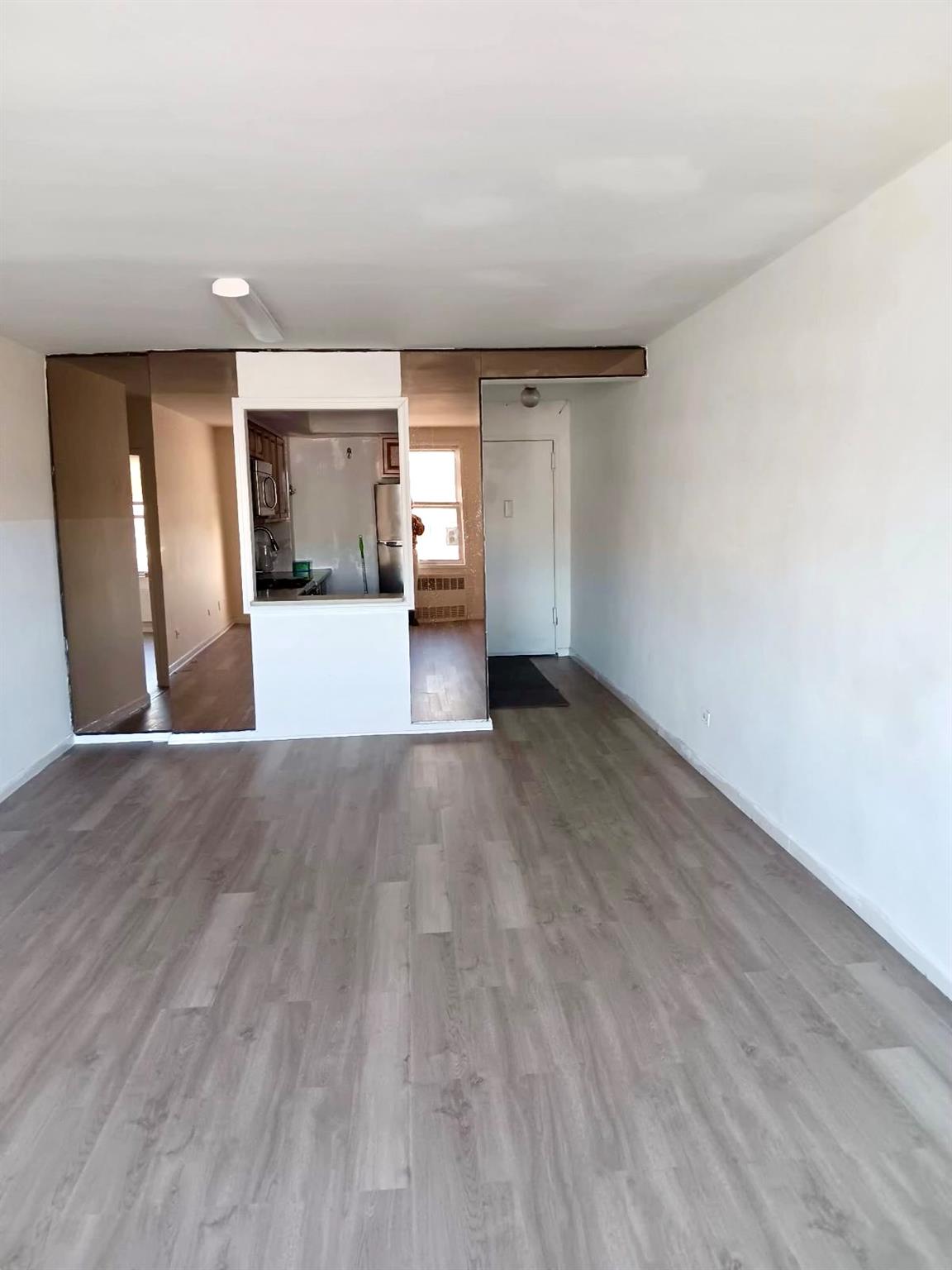 222-89 Braddock Avenue # 4B, Bellerose, NY 11428