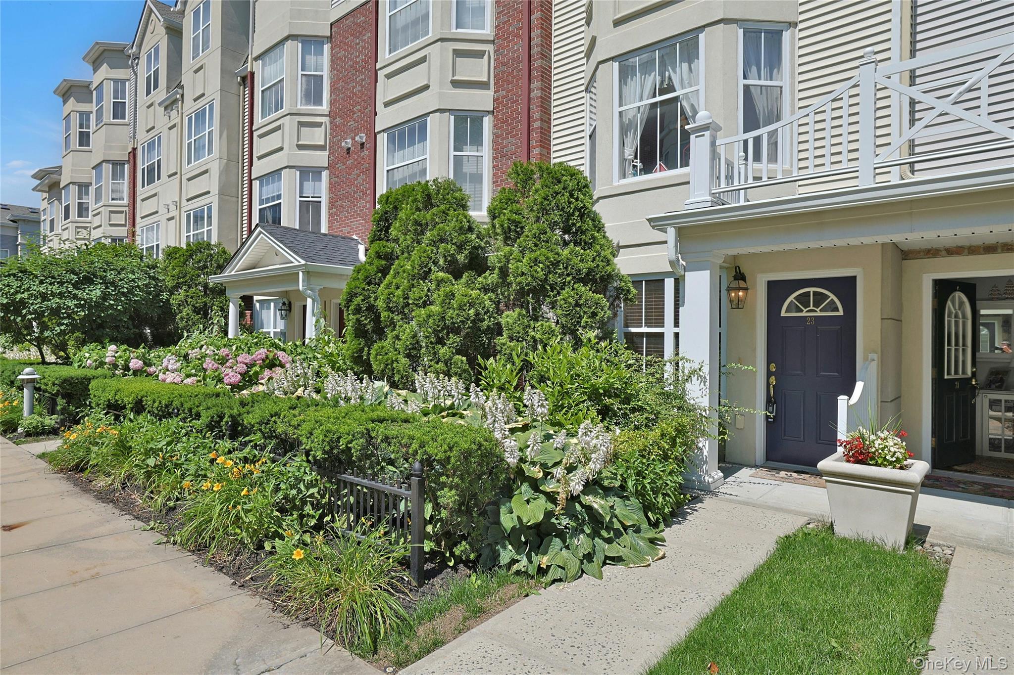 23 Bridge Lane # 23, Haverstraw, NY 10927