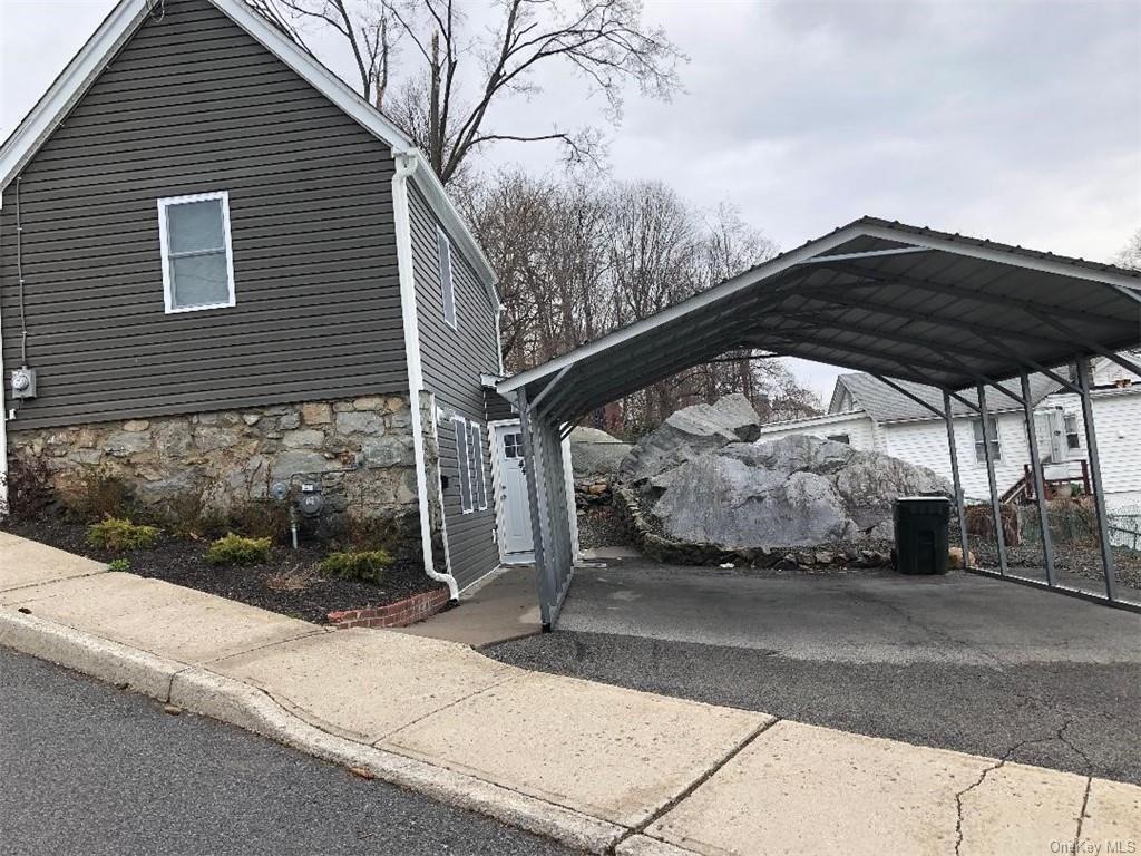 44 Schneider Avenue, Highland Falls, NY 10928