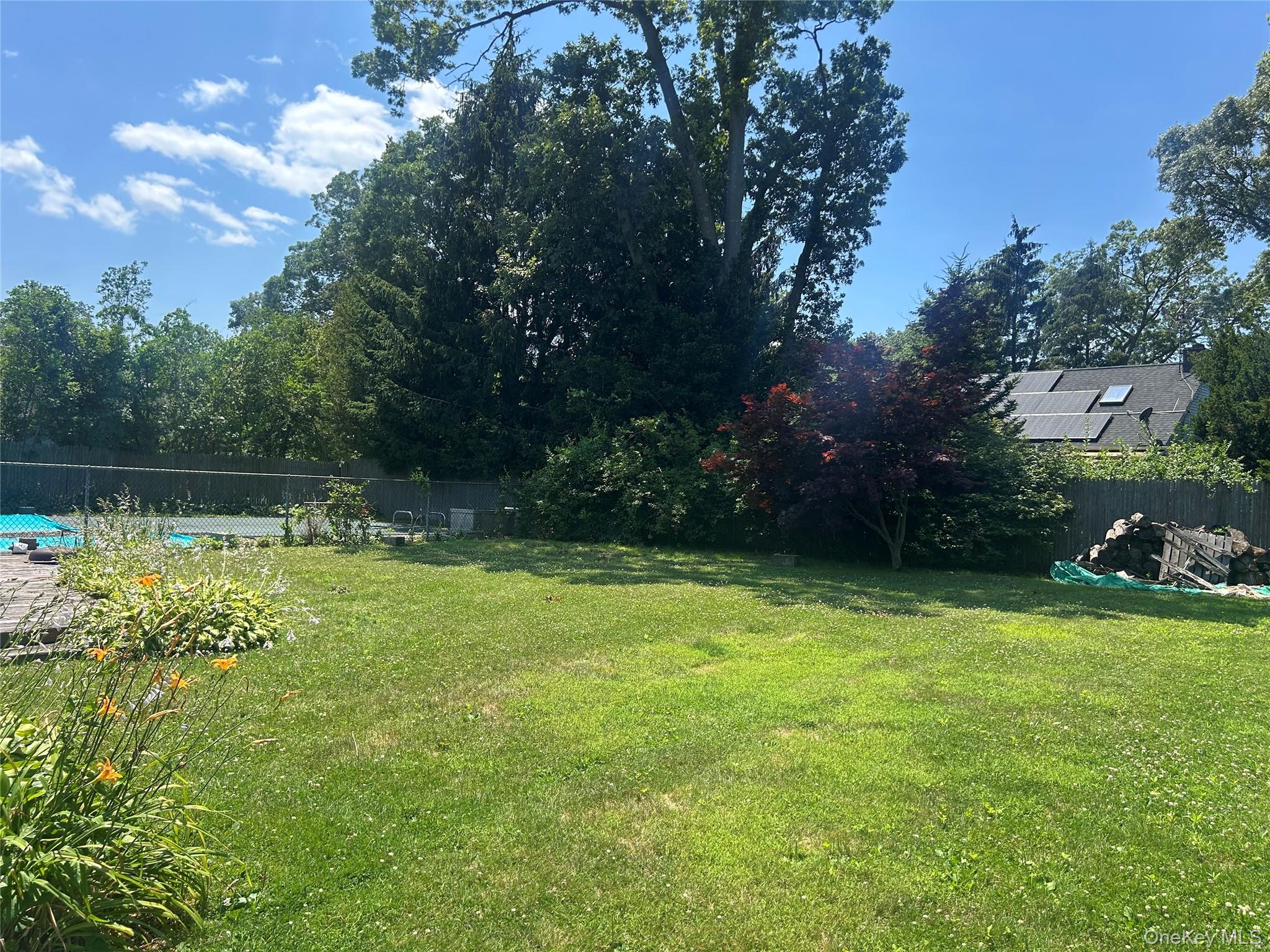 14 Eastwood Drive, North Babylon, NY 11703