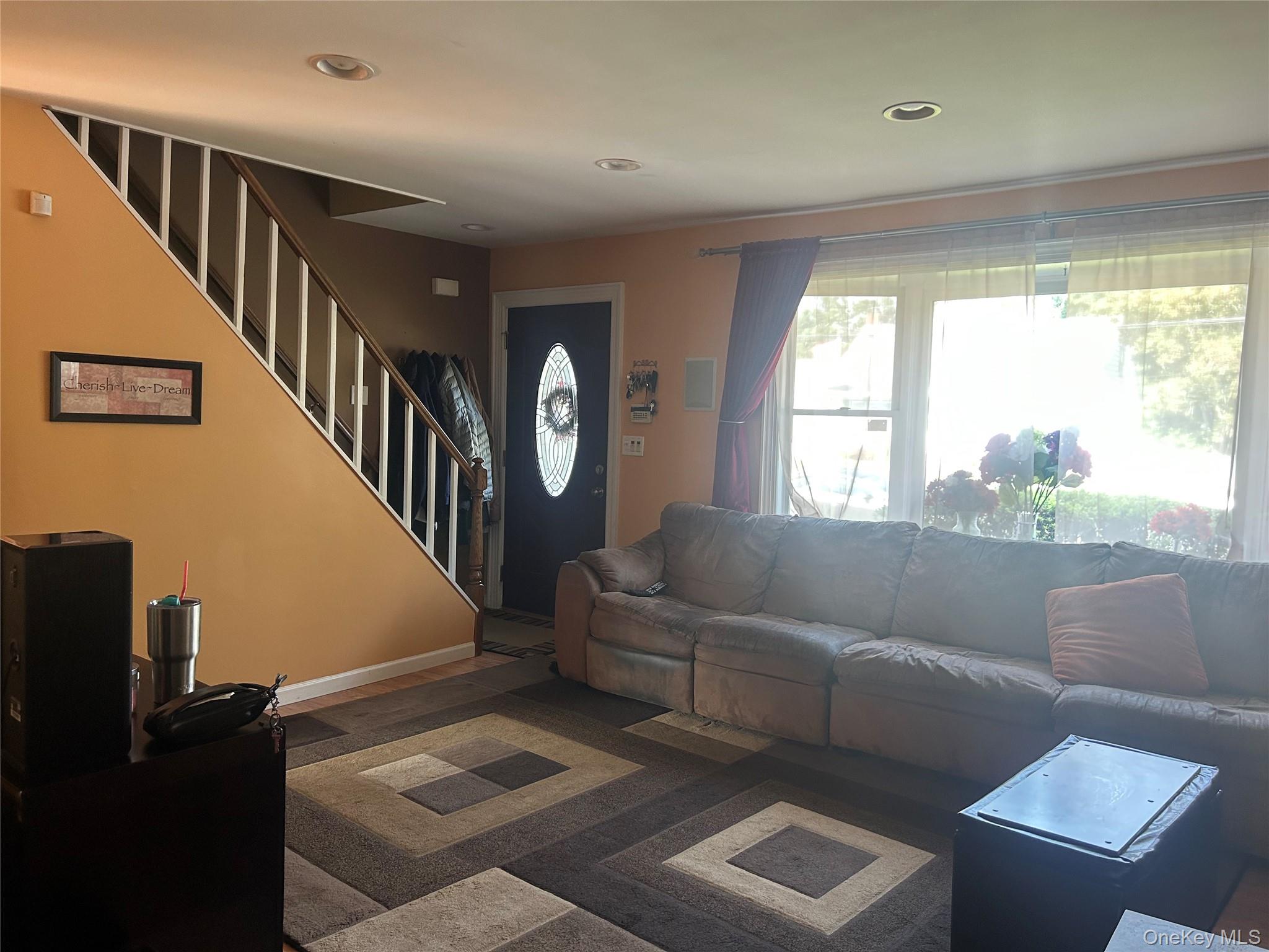 14 Eastwood Drive, North Babylon, NY 11703