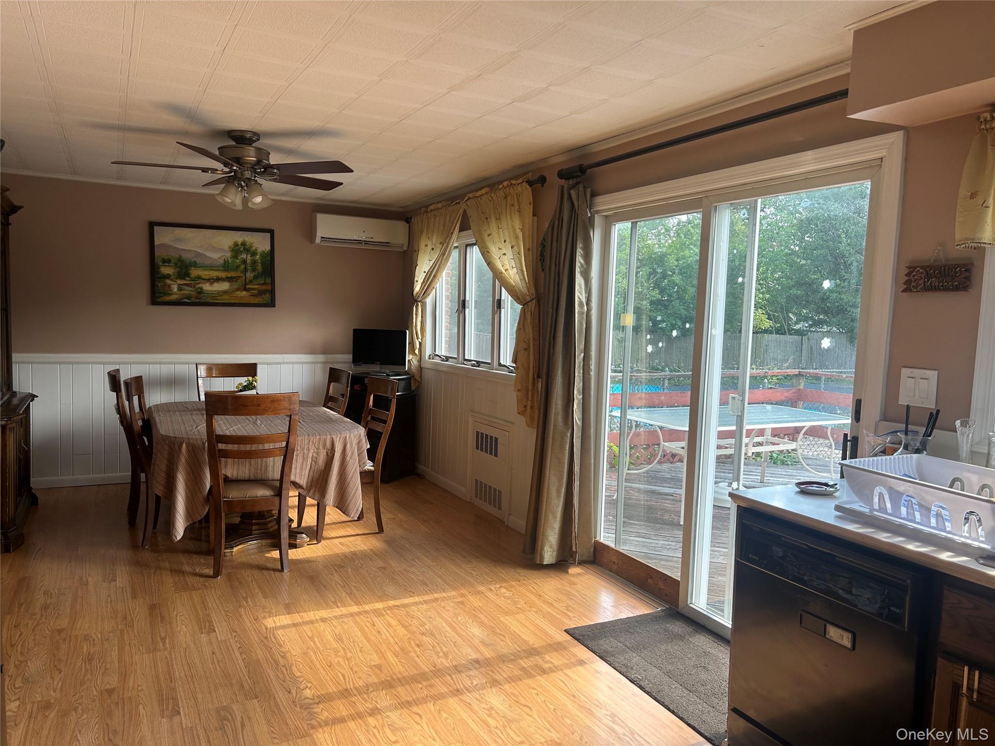 14 Eastwood Drive, North Babylon, NY 11703