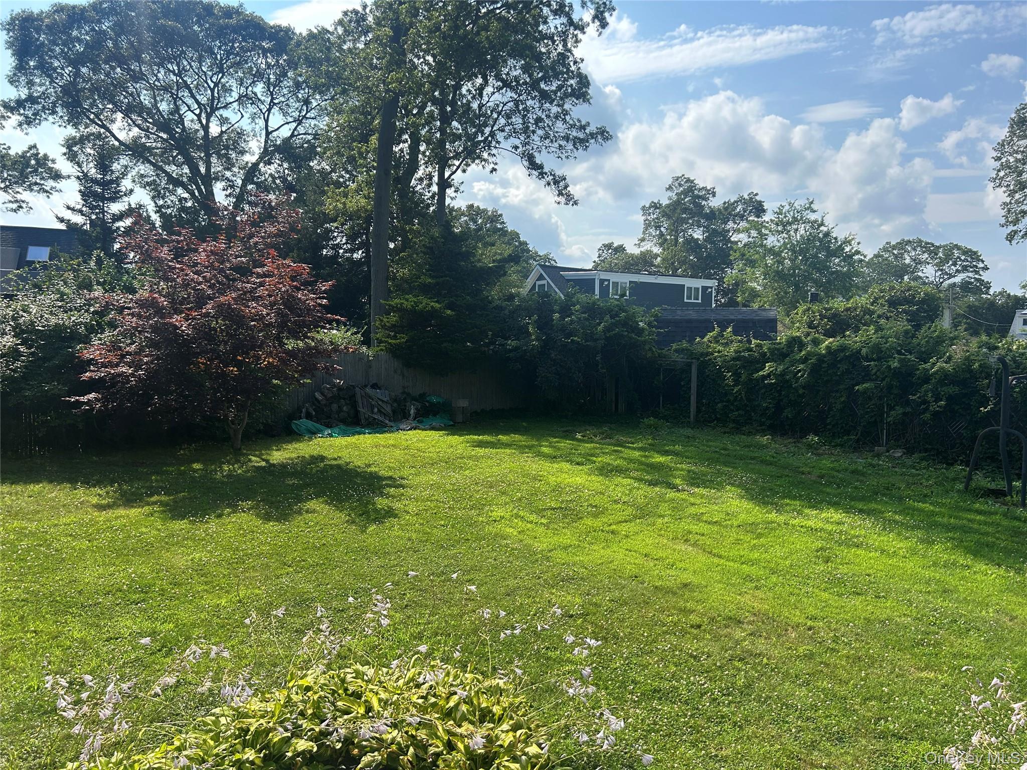 14 Eastwood Drive, North Babylon, NY 11703