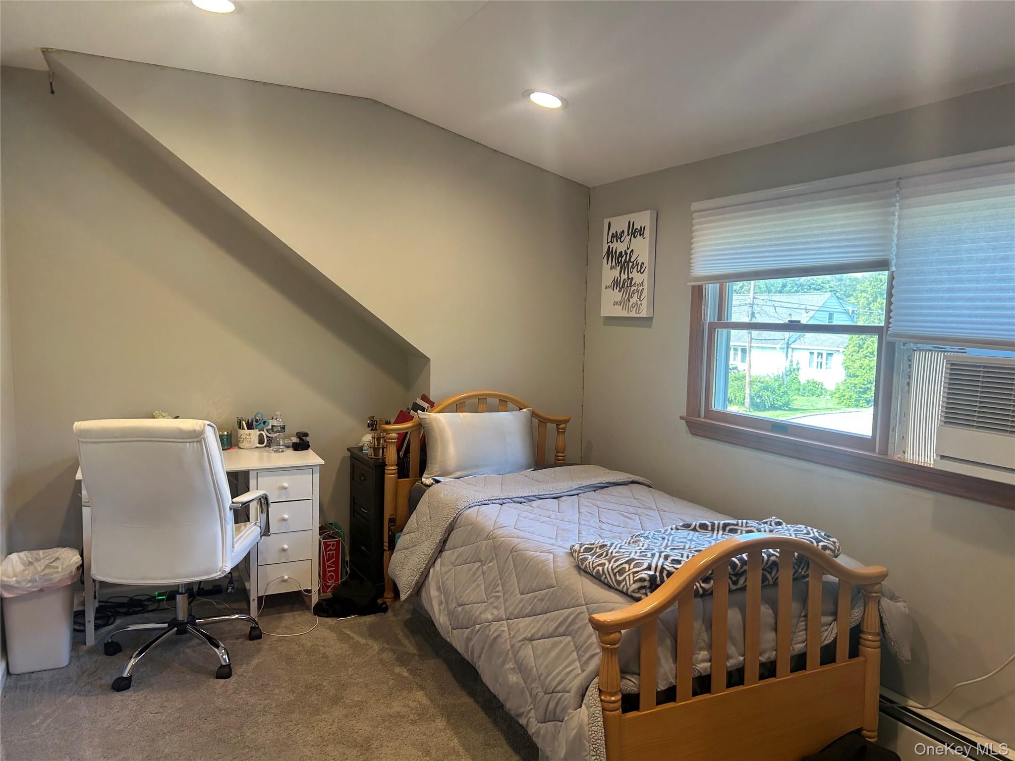 14 Eastwood Drive, North Babylon, NY 11703