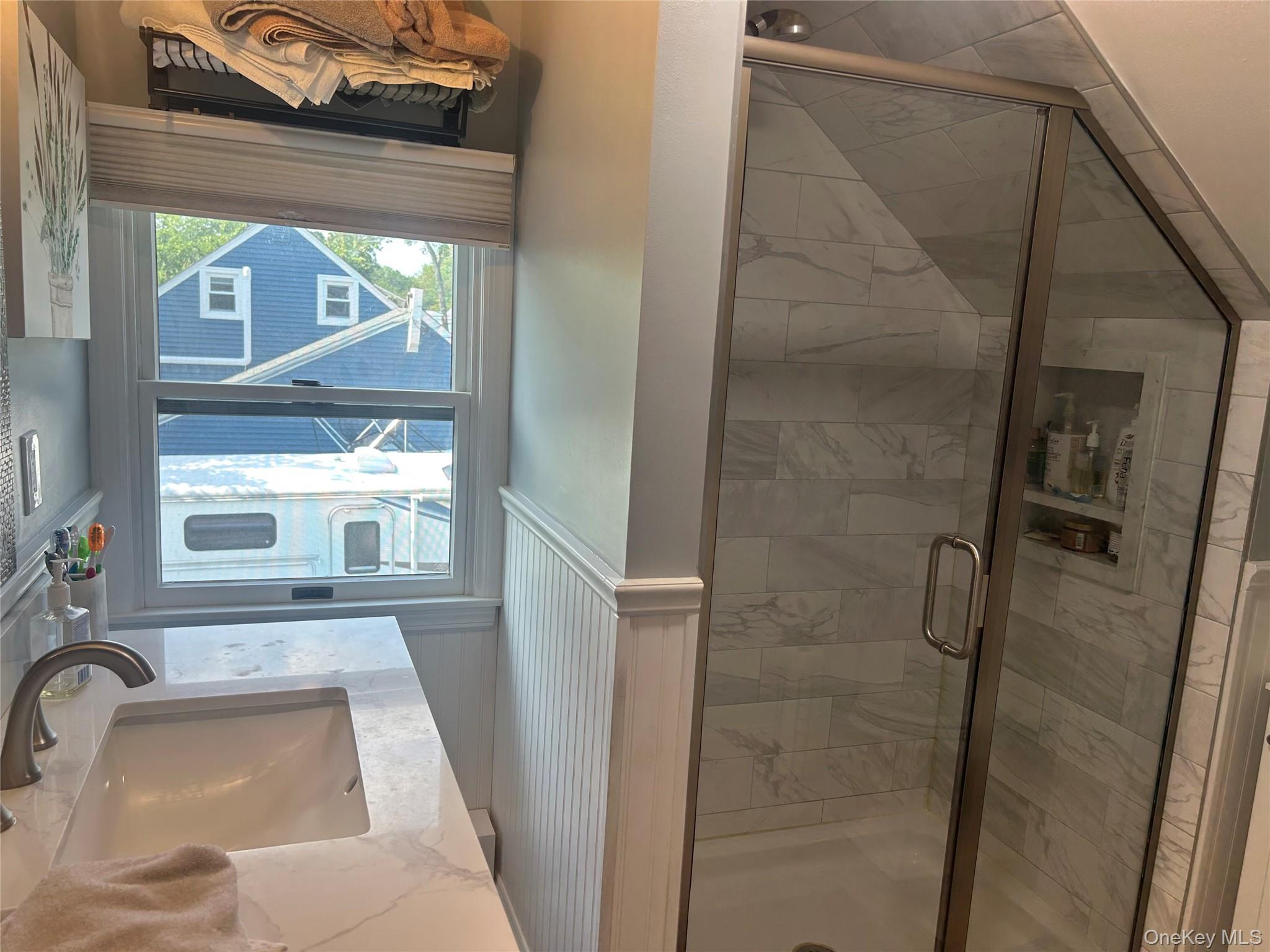 14 Eastwood Drive, North Babylon, NY 11703