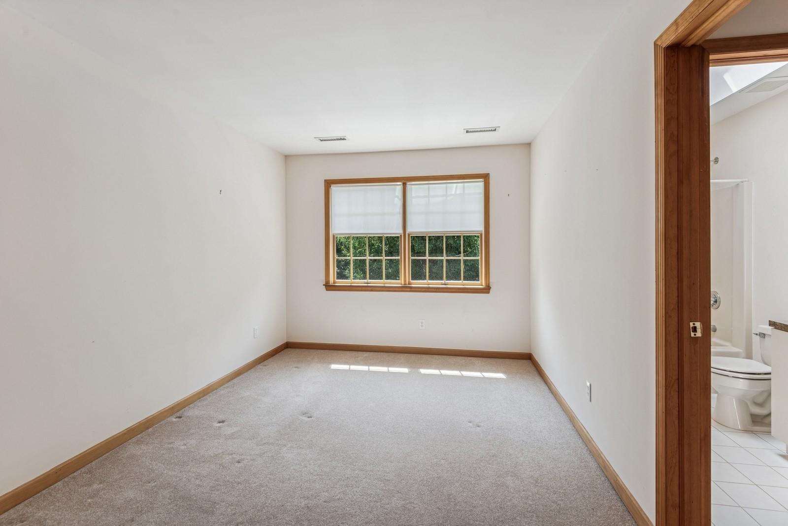 4 Springview Court, East Patchogue, NY 11772