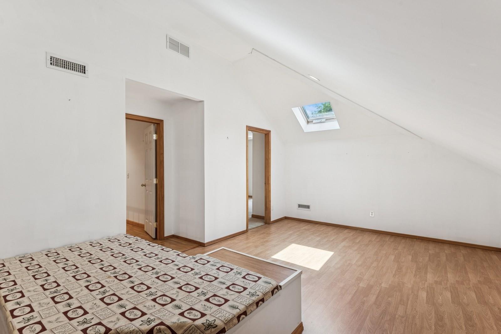 4 Springview Court, East Patchogue, NY 11772