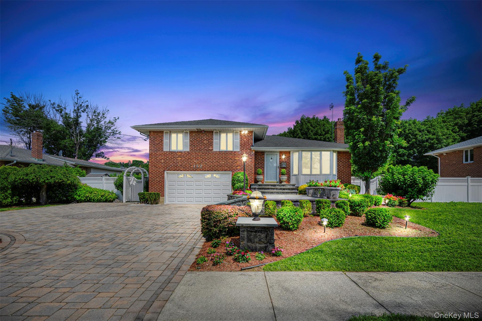 132 Oakwood Drive, Syosset, NY 11791