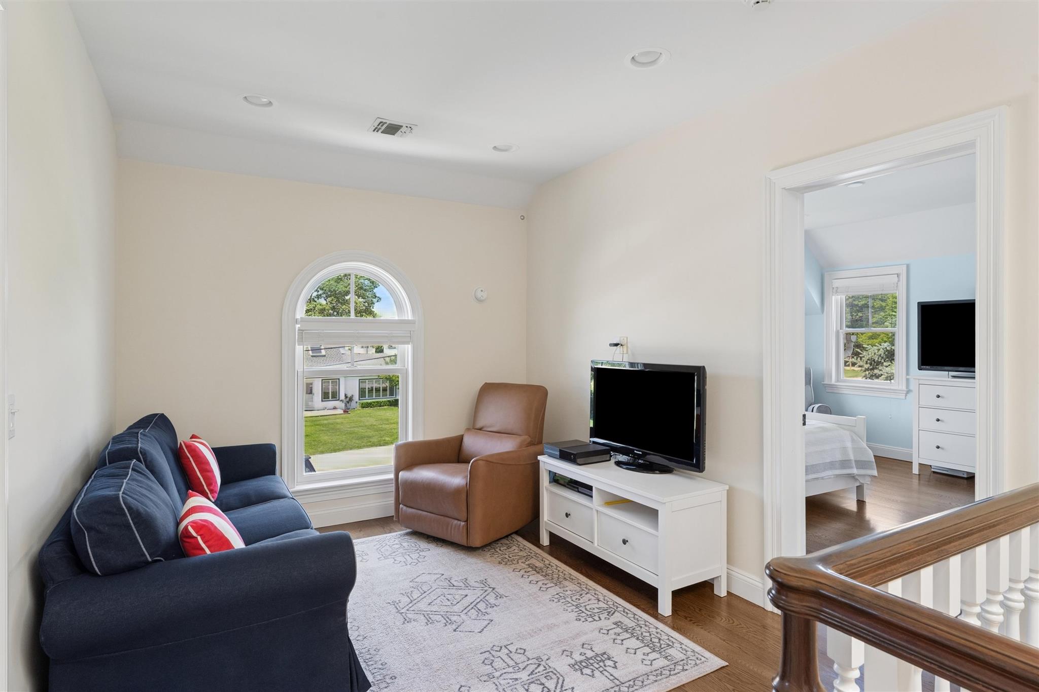 9 Shinnecock Road, East Quogue, NY 11942