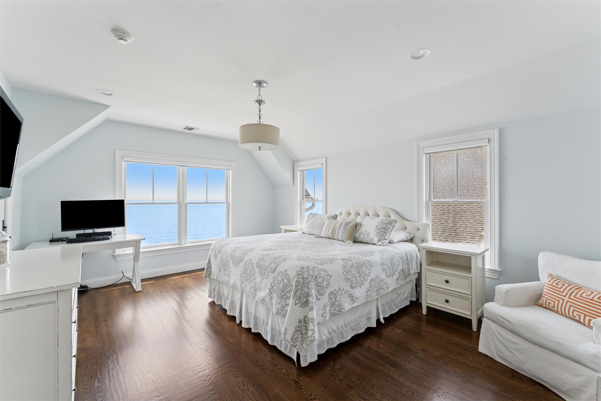 9 Shinnecock Road, East Quogue, NY 11942