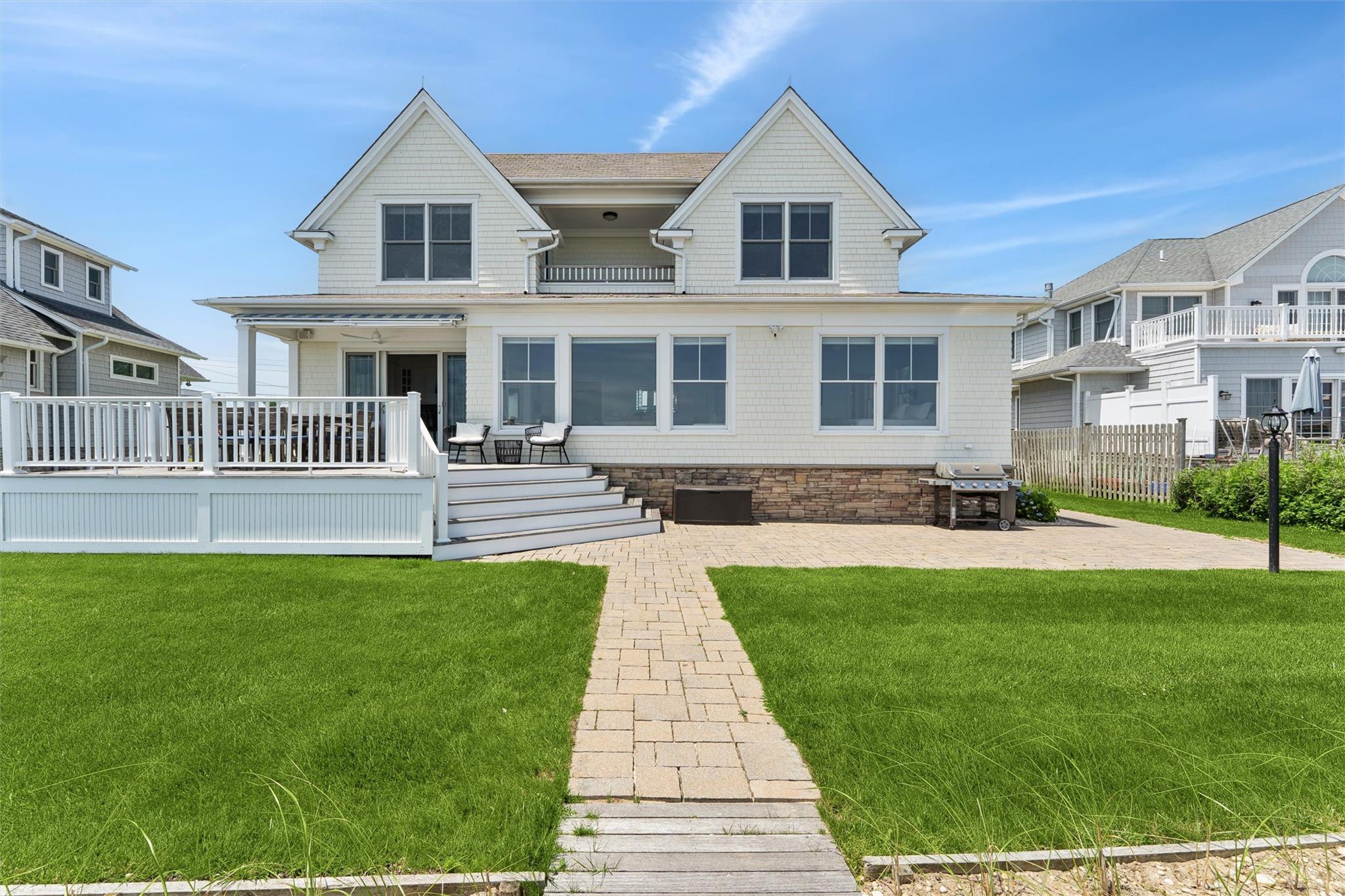 9 Shinnecock Road, East Quogue, NY 11942