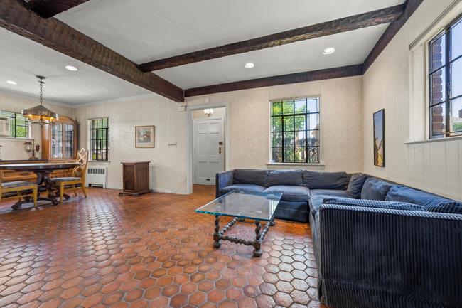 7318 180th Street, Fresh Meadows, NY 11366