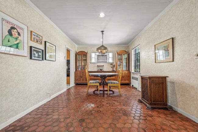 7318 180th Street, Fresh Meadows, NY 11366