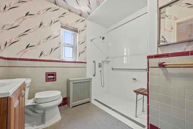 7318 180th Street, Fresh Meadows, NY 11366