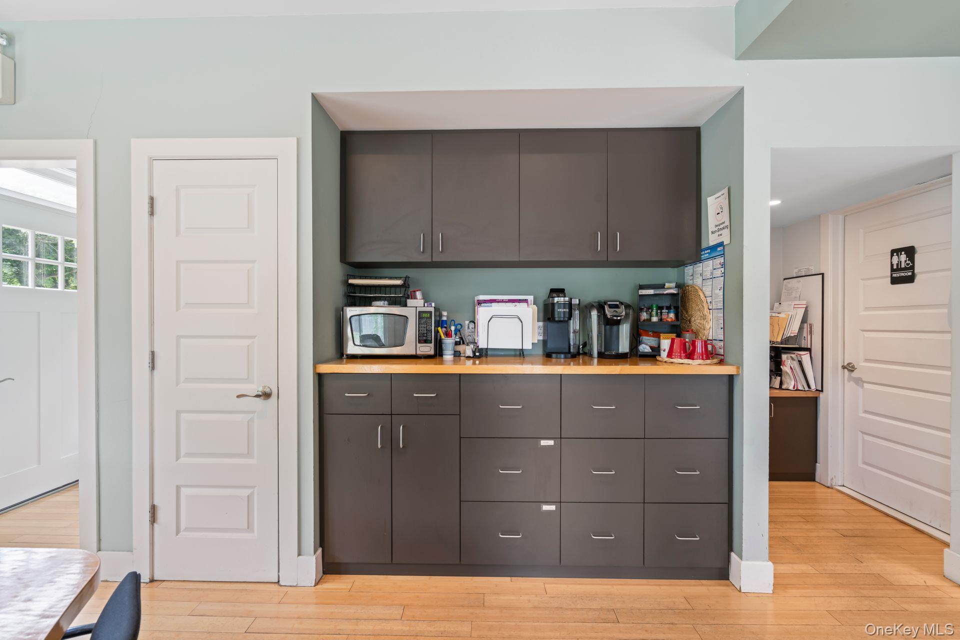 67 Fort Salonga Road, Northport, NY 11768