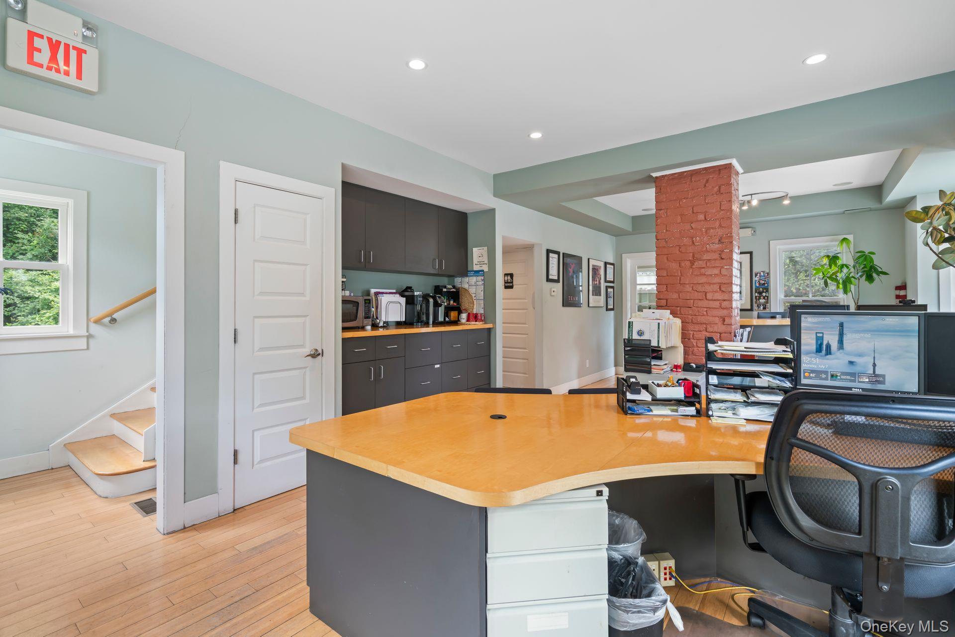 67 Fort Salonga Road, Northport, NY 11768