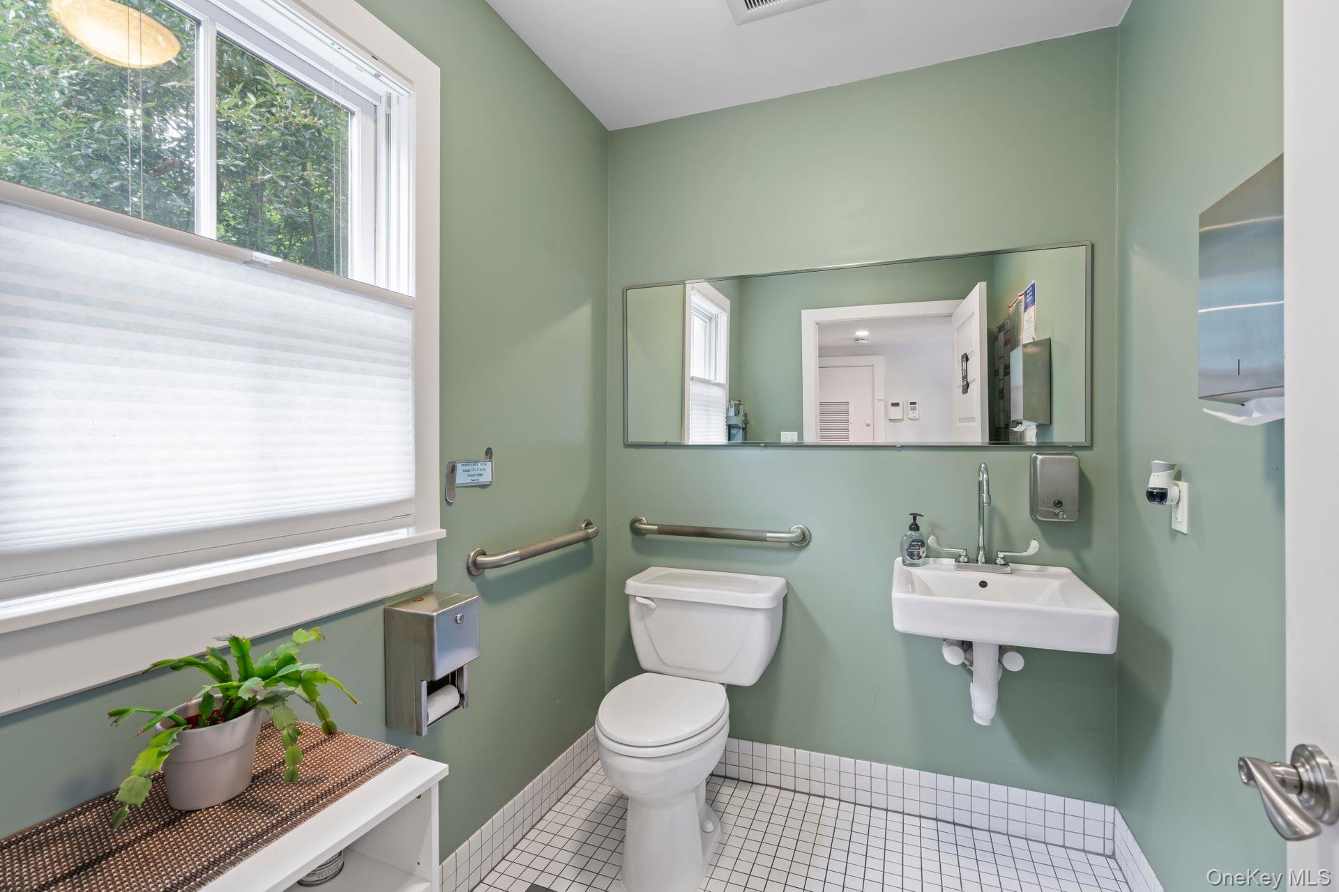 67 Fort Salonga Road, Northport, NY 11768