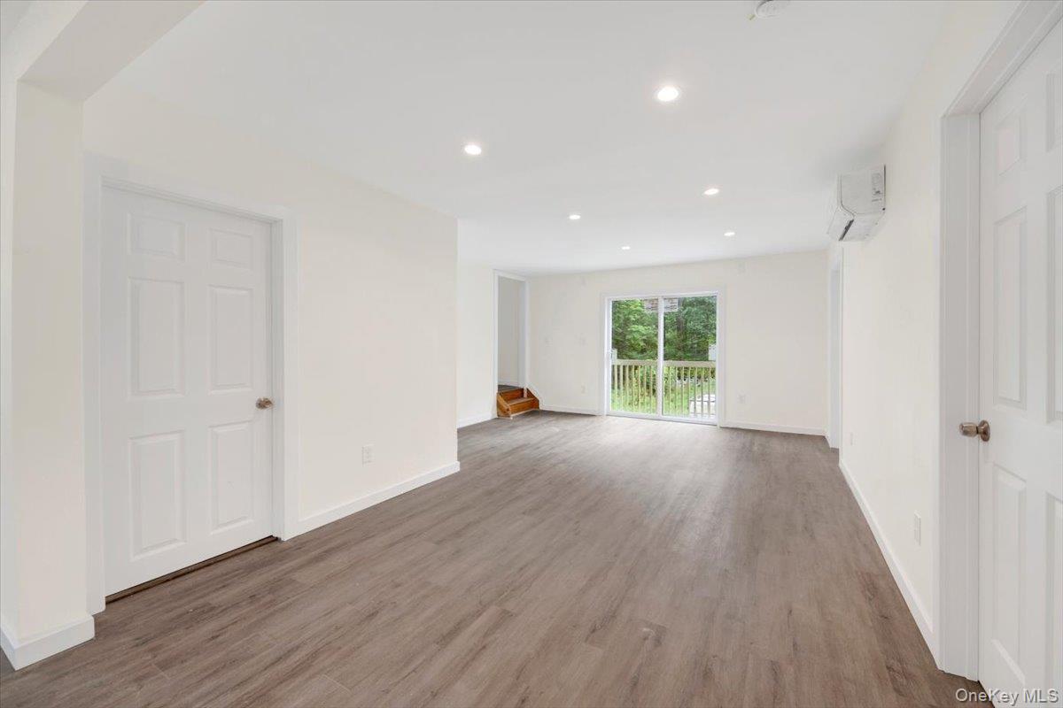 8 Pioneer Trail, Monroe, NY 10950