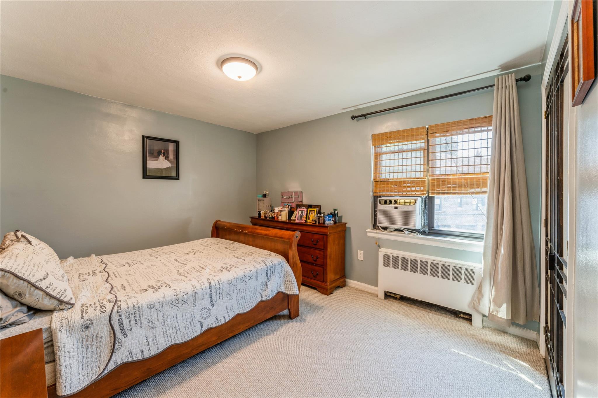 217-22 73rd Avenue # Upper, Oakland Gardens, NY 11364