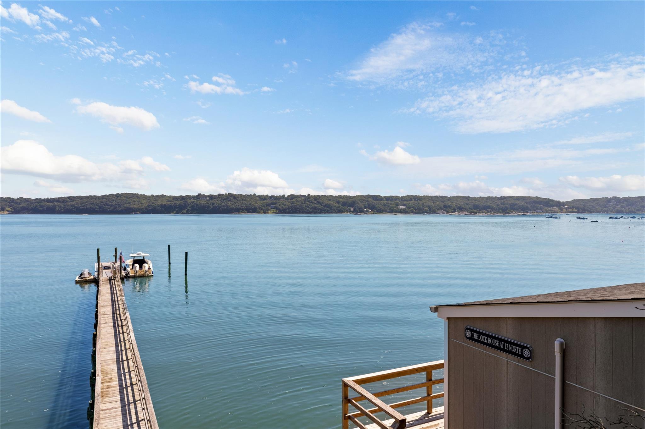 12 North Road, Laurel Hollow, NY 11771