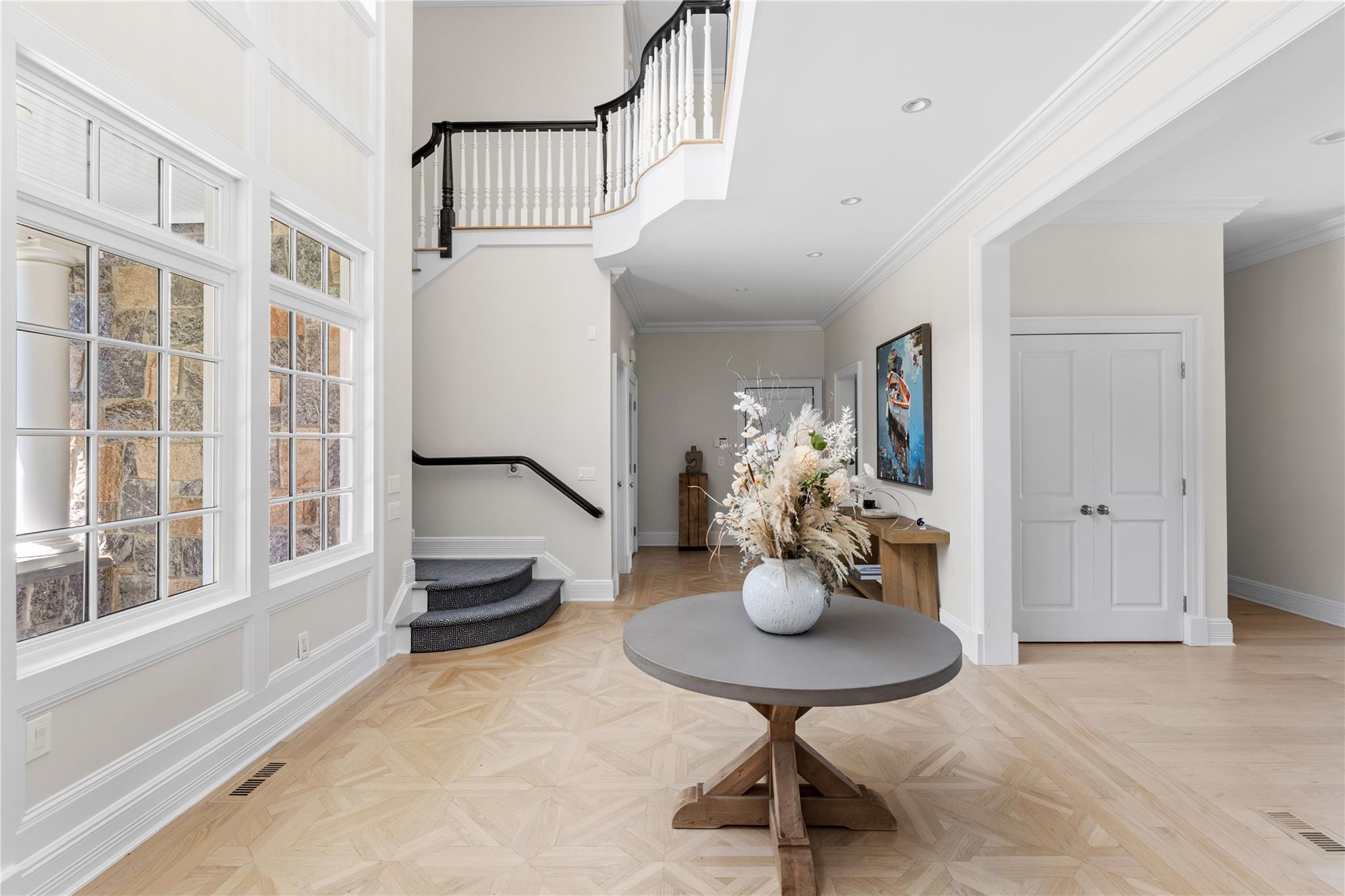 12 North Road, Laurel Hollow, NY 11771