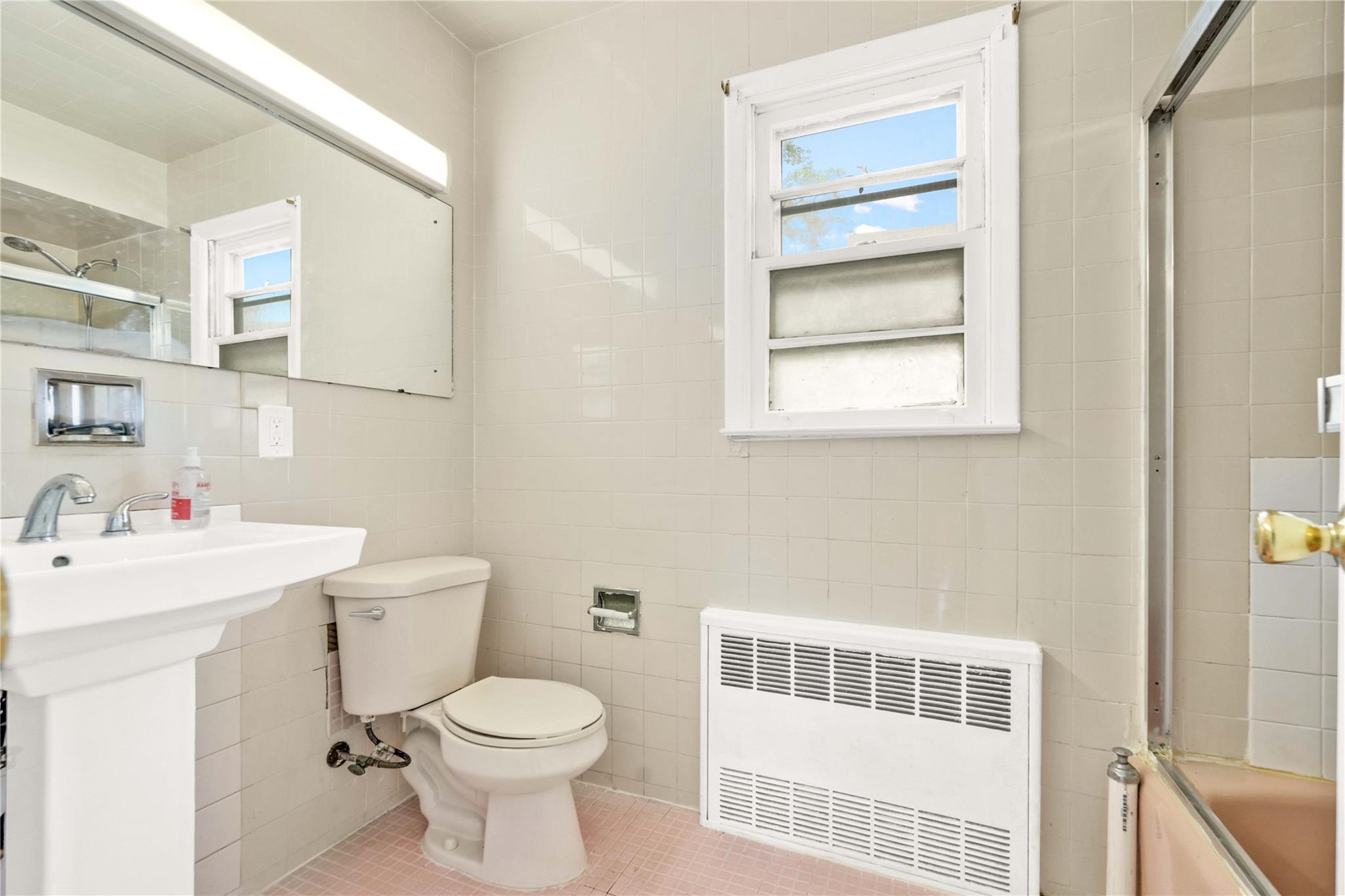 140-03 poplar, Flushing, NY 11355