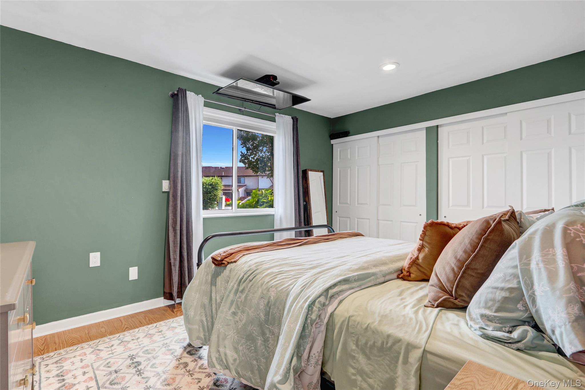 1 Anchorage Way # 301, Freeport, NY 11520