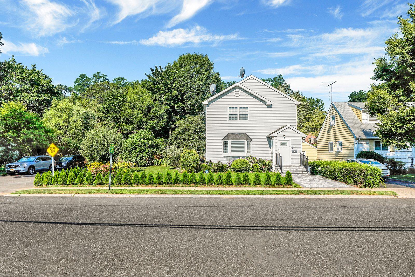 97 Burnham Avenue, Roslyn Heights, NY 11577