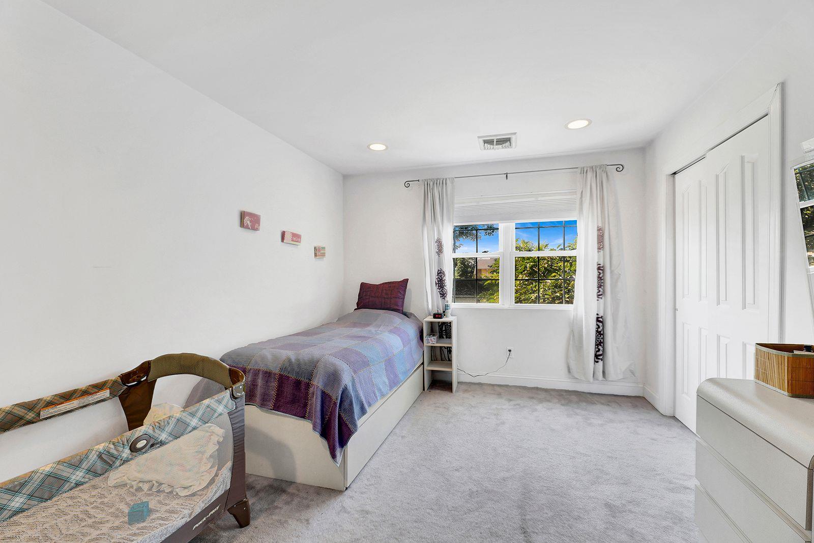 97 Burnham Avenue, Roslyn Heights, NY 11577