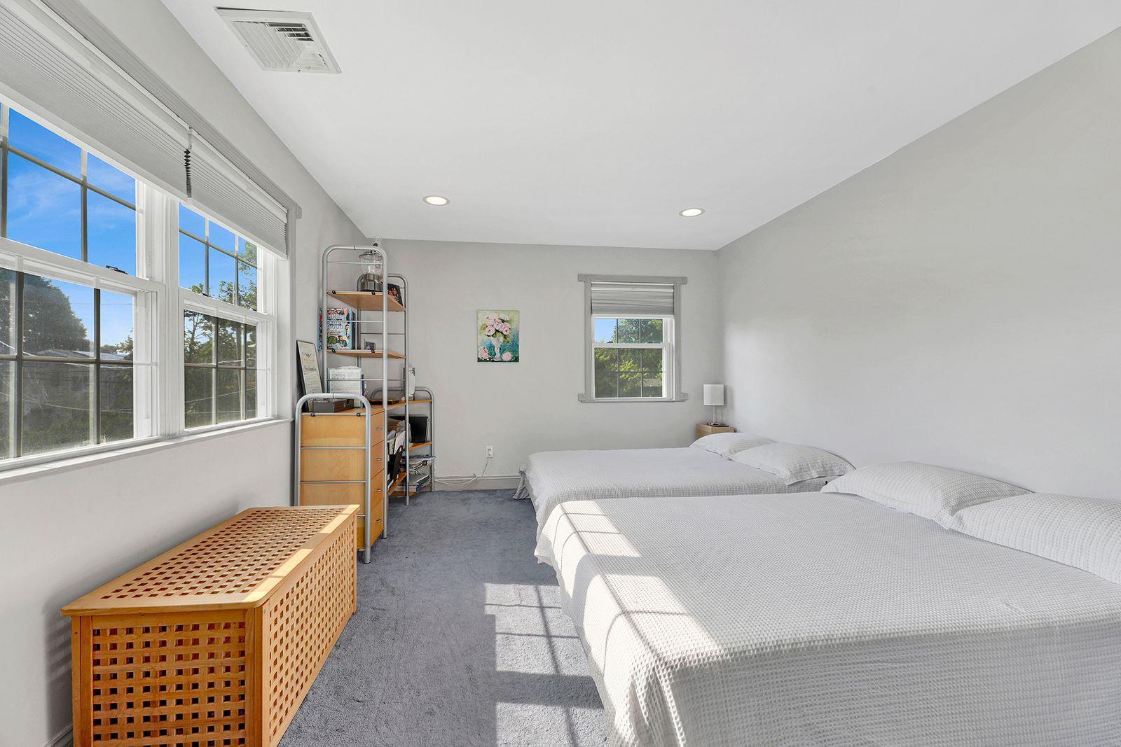 97 Burnham Avenue, Roslyn Heights, NY 11577