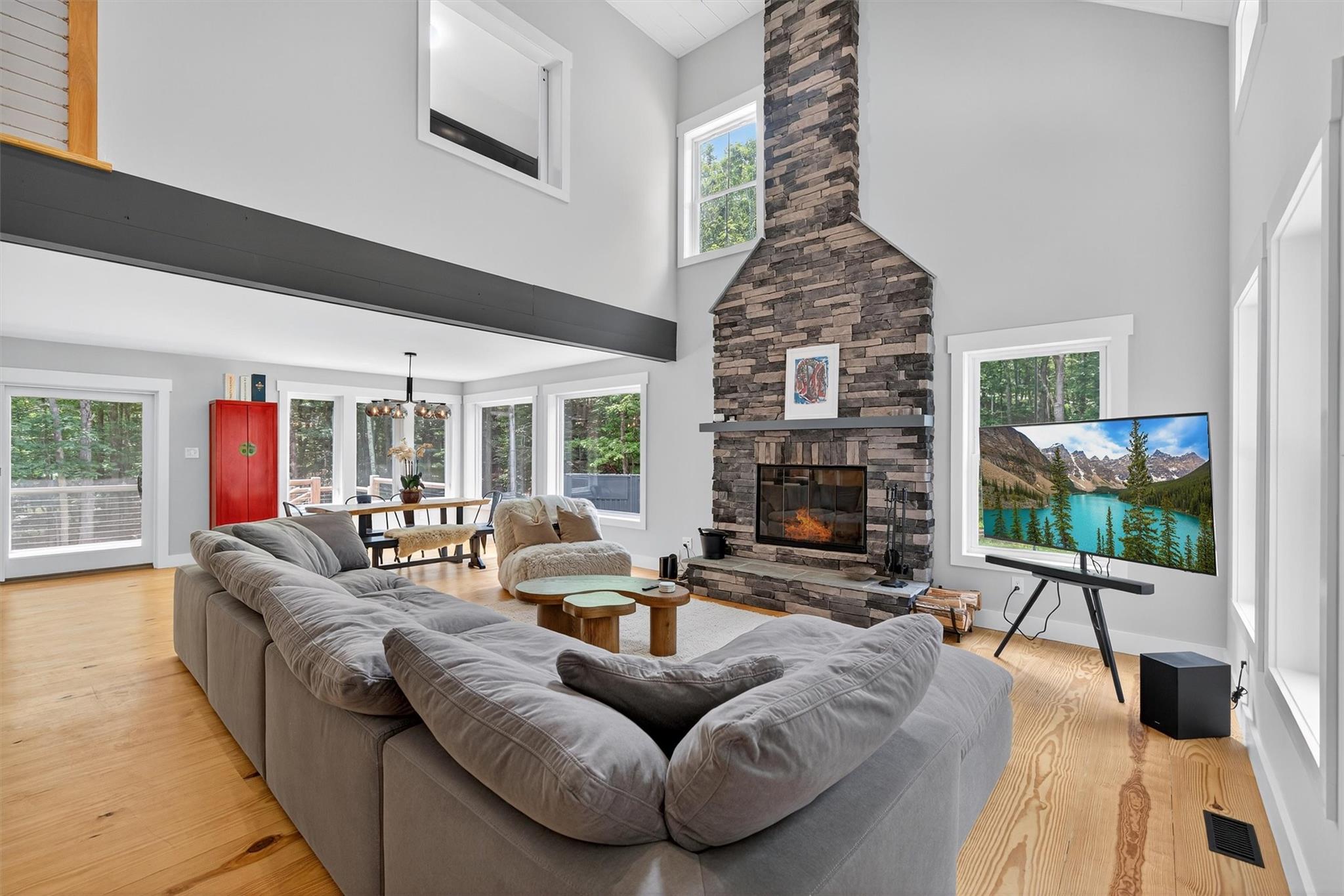 107 Maple Lane, Narrowsburg, NY 12764