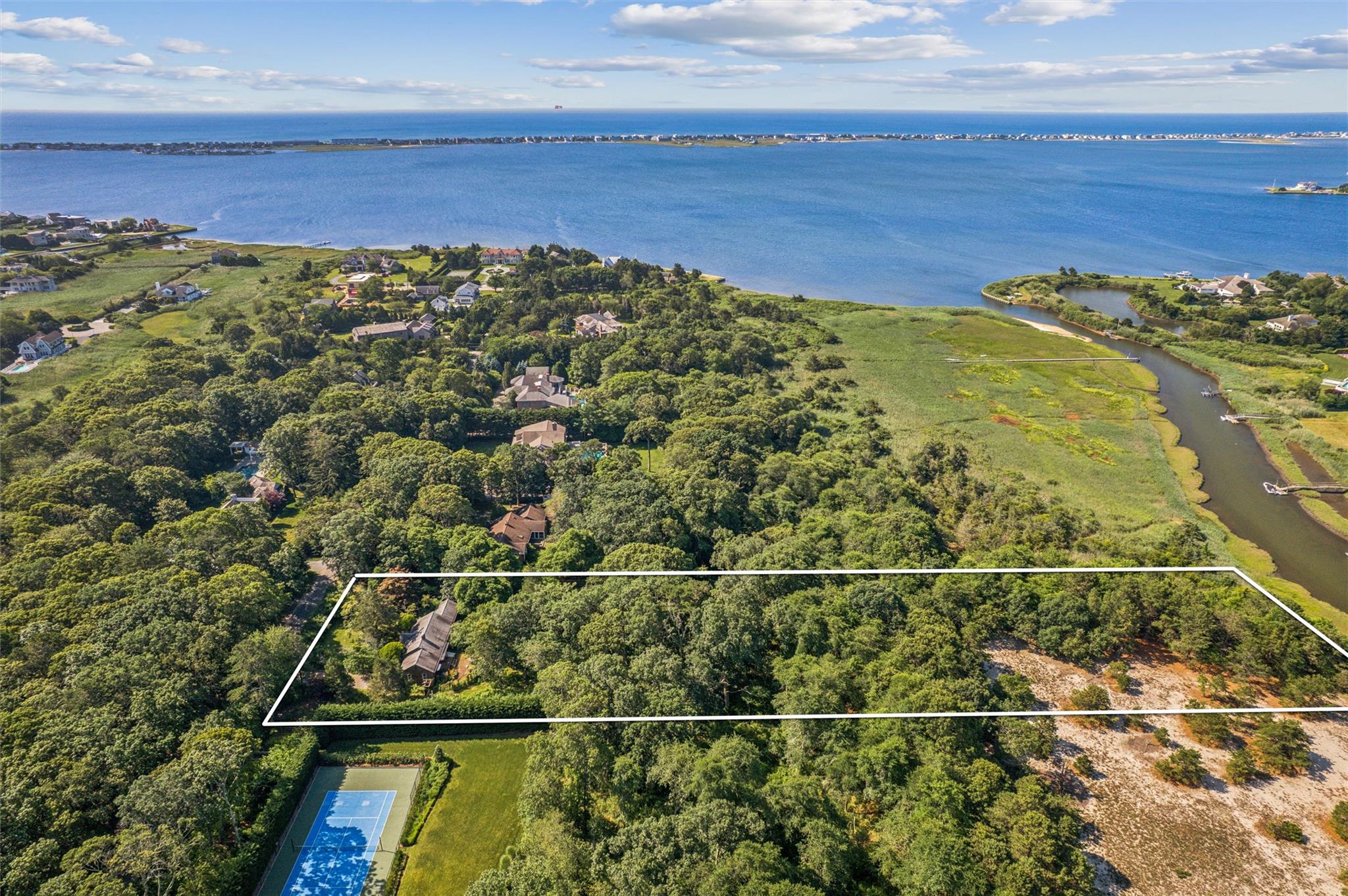 27 Jagger Lane, Westhampton, NY 11977