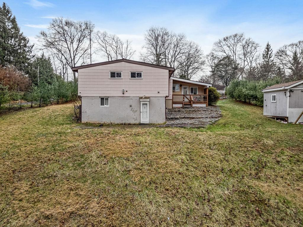 83 E Hall Avenue, New City, NY 10956