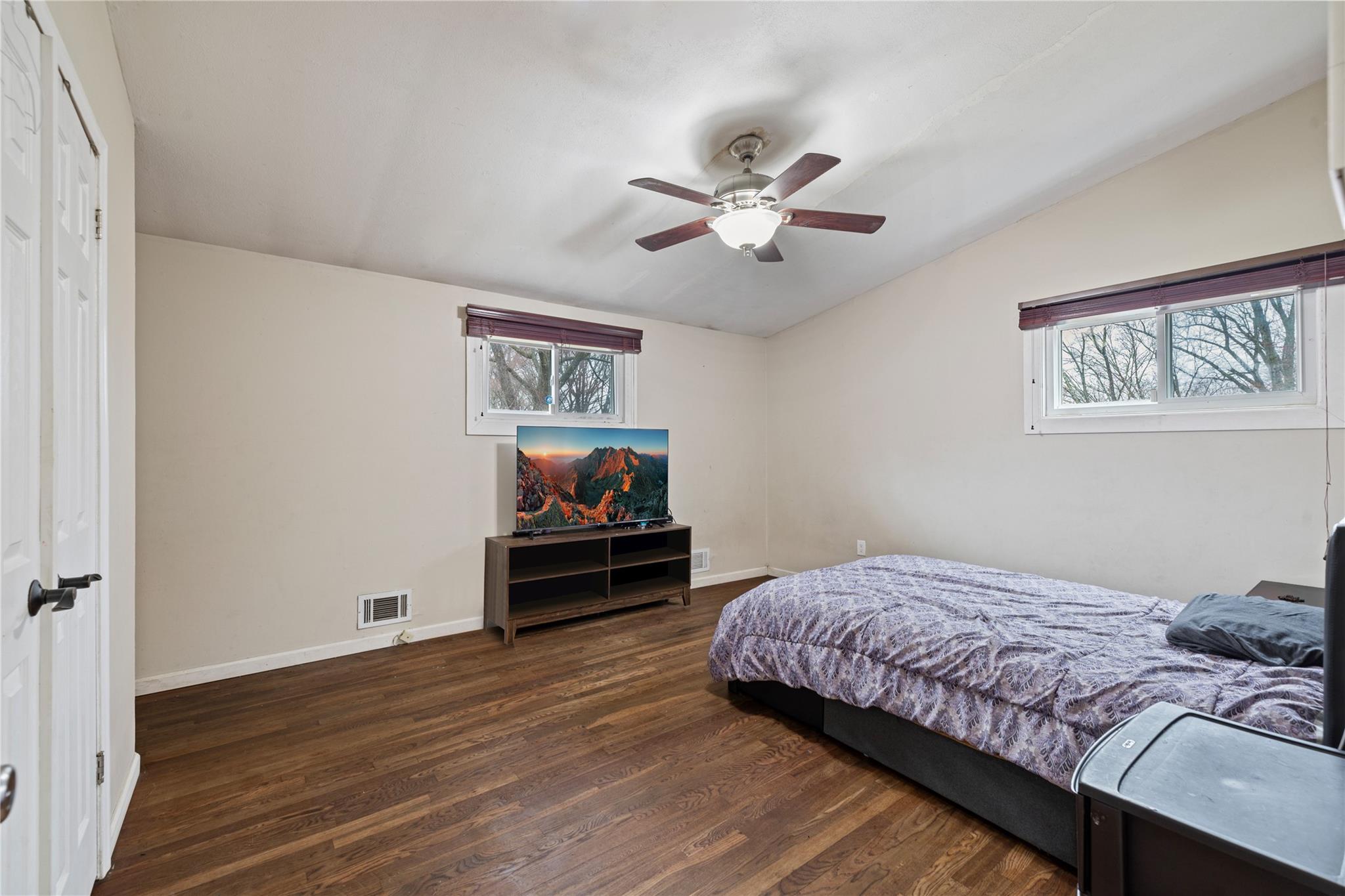 83 E Hall Avenue, New City, NY 10956