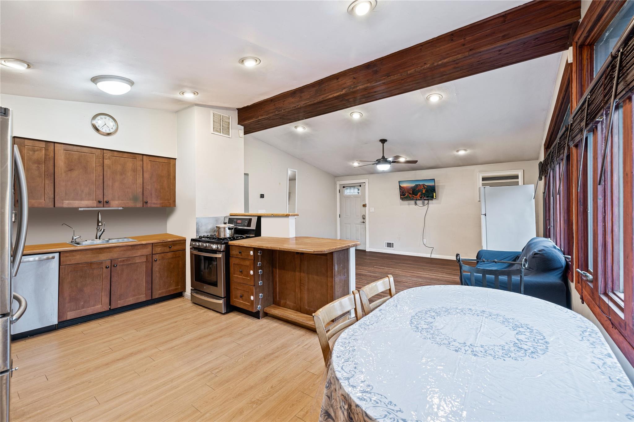 83 E Hall Avenue, New City, NY 10956