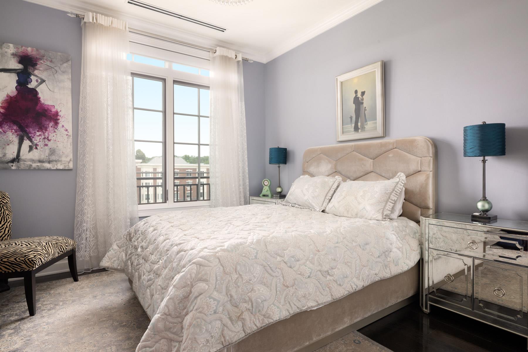 2000 Royal Court # 2312, North Hills, NY 11040