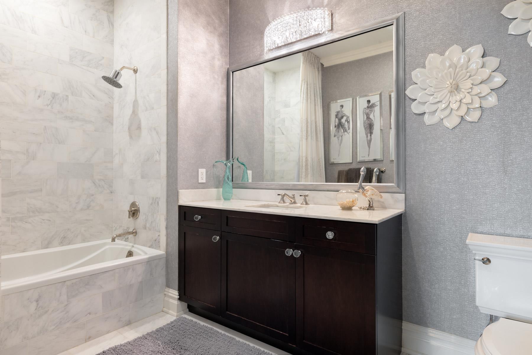 2000 Royal Court # 2312, North Hills, NY 11040