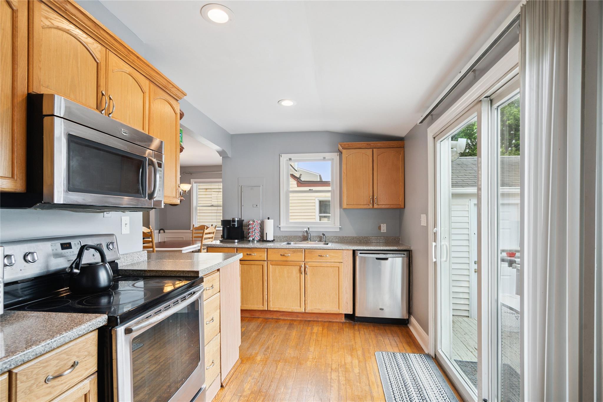 2500 Mermaid Avenue, Wantagh, NY 11793