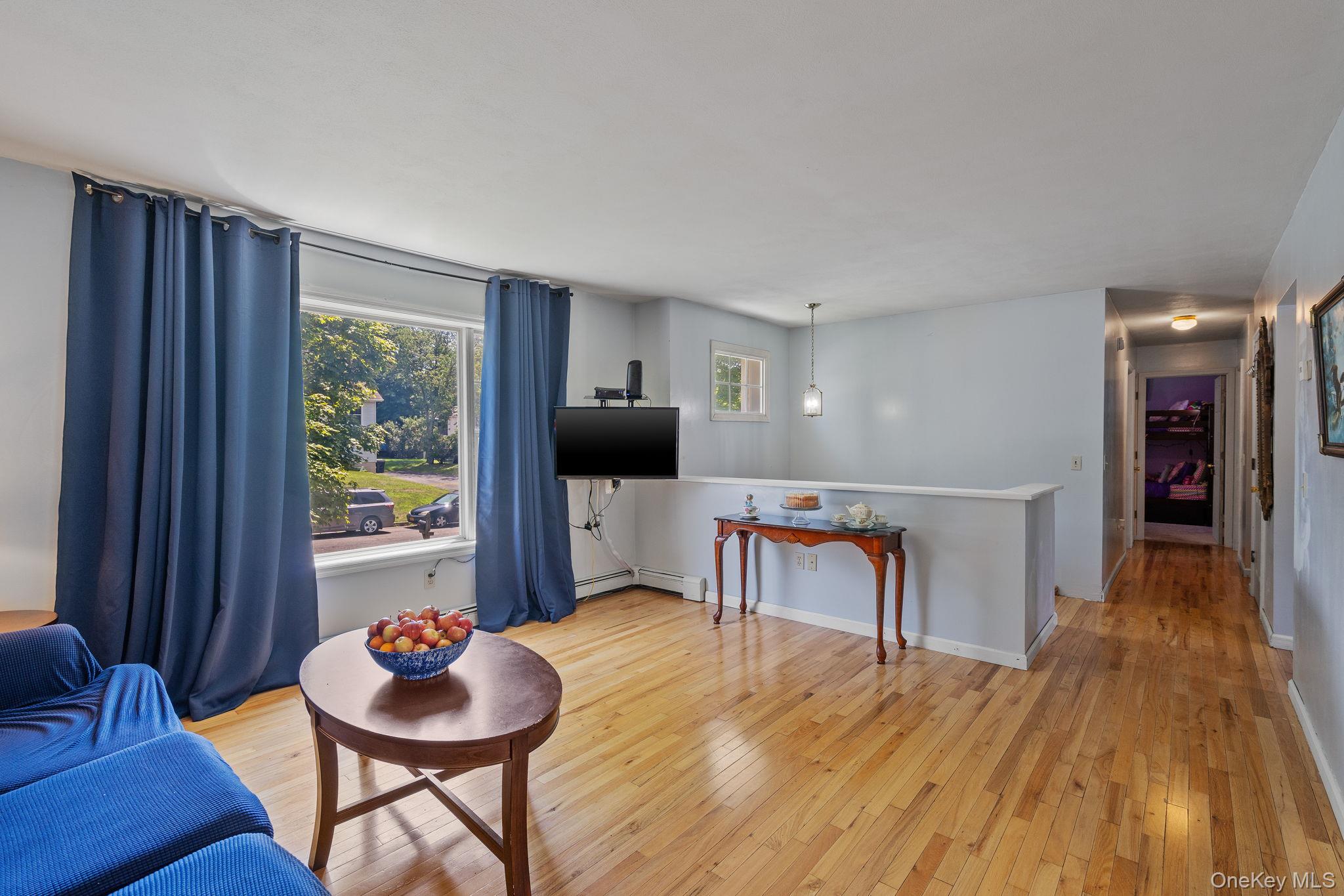 8 Sunnyside Avenue, Walden, NY 12586