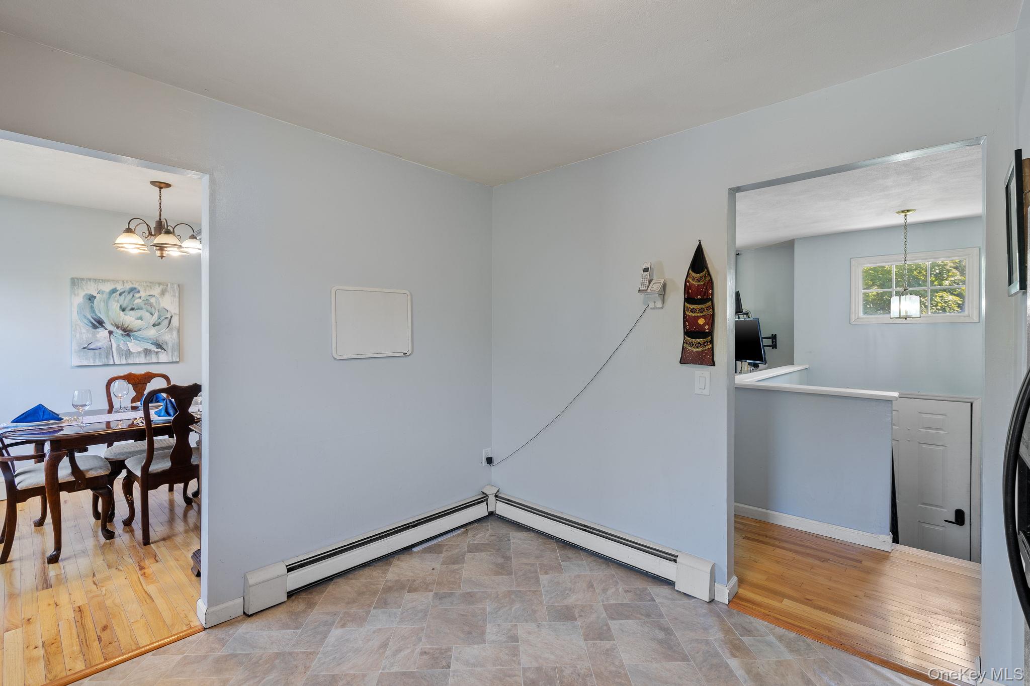 8 Sunnyside Avenue, Walden, NY 12586