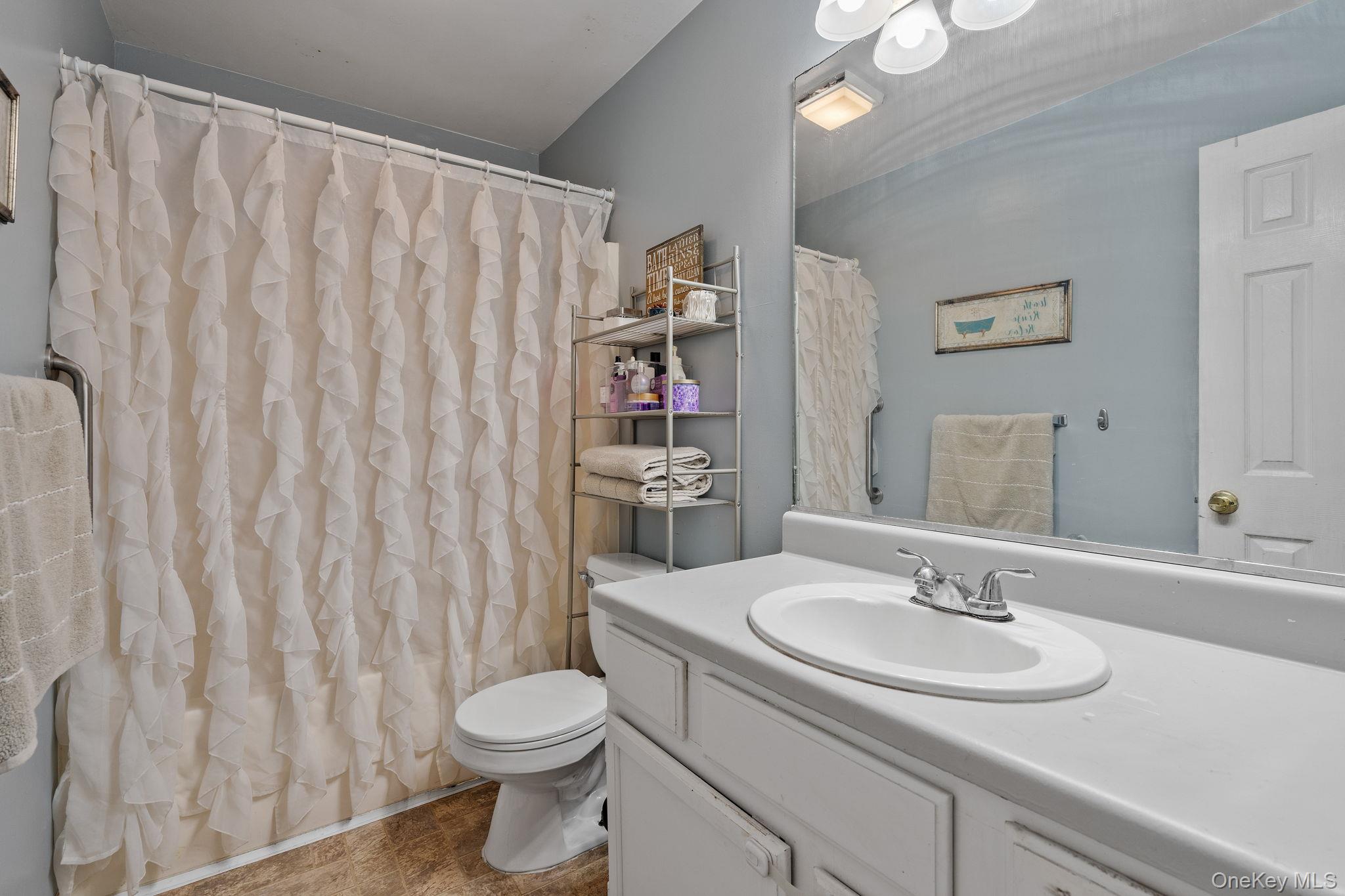 8 Sunnyside Avenue, Walden, NY 12586