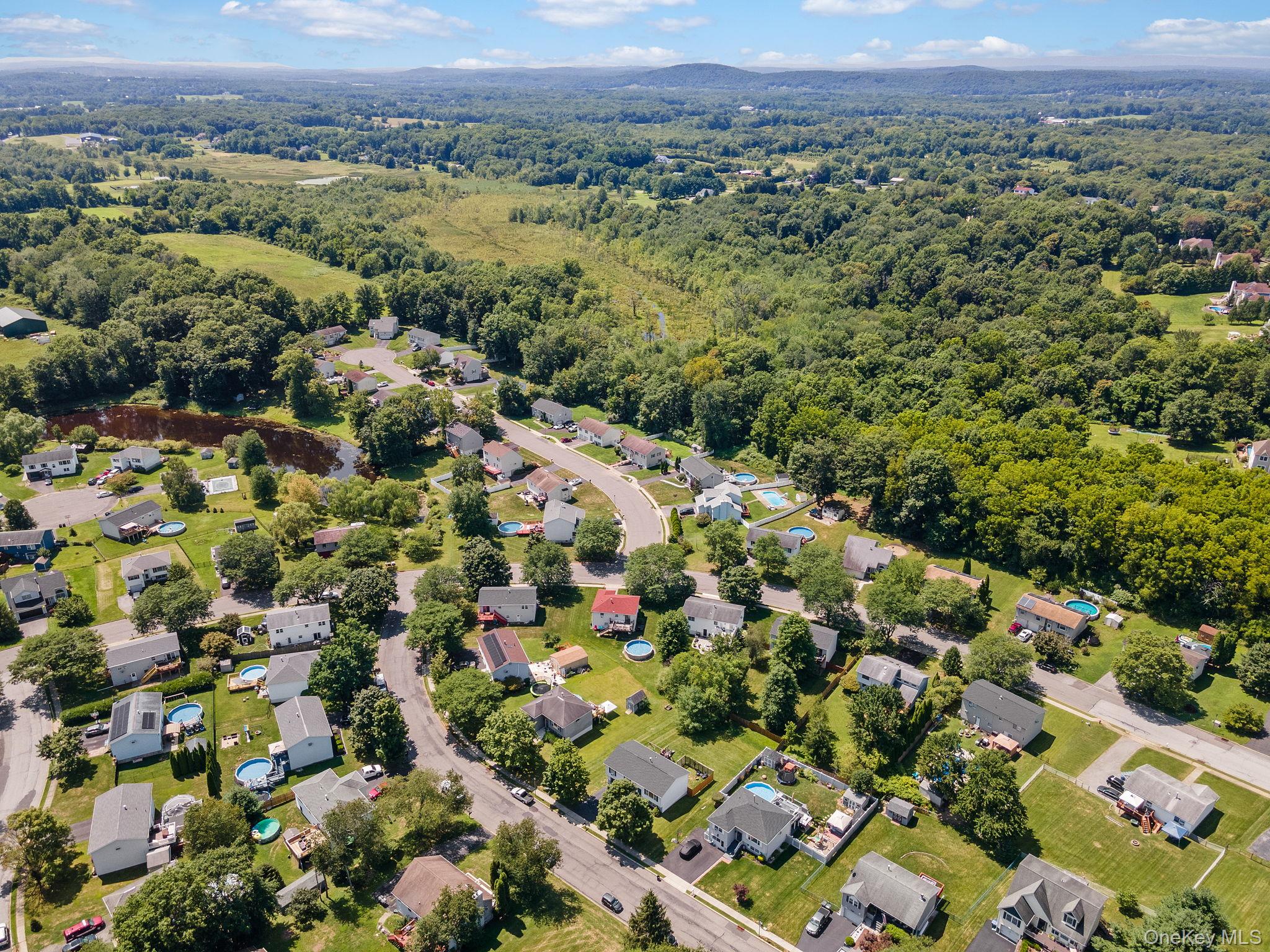 8 Sunnyside Avenue, Walden, NY 12586