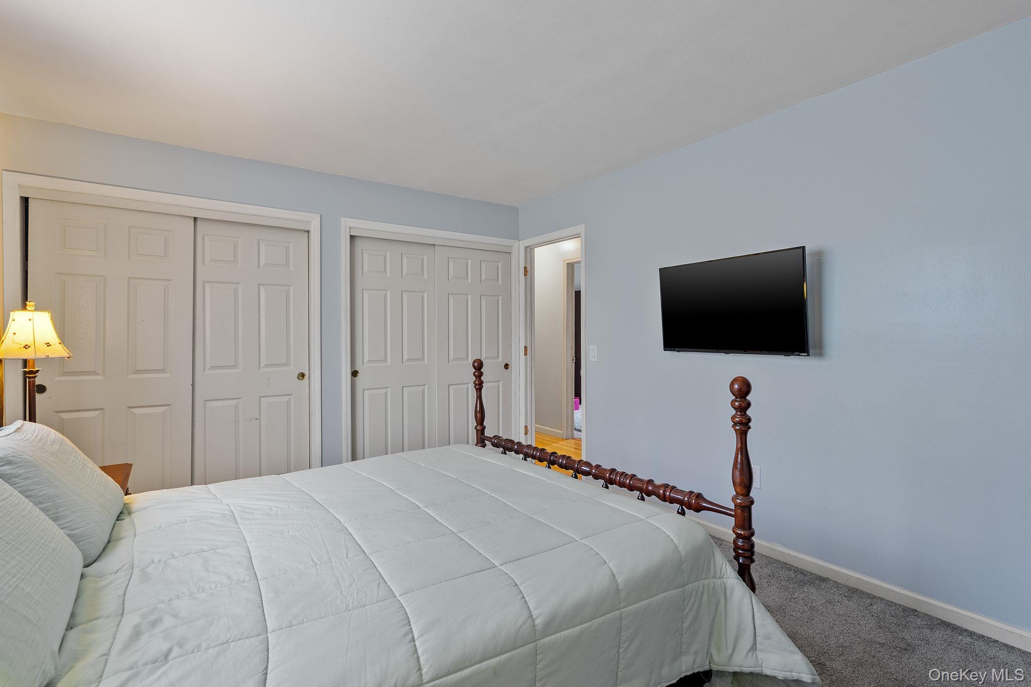 8 Sunnyside Avenue, Walden, NY 12586