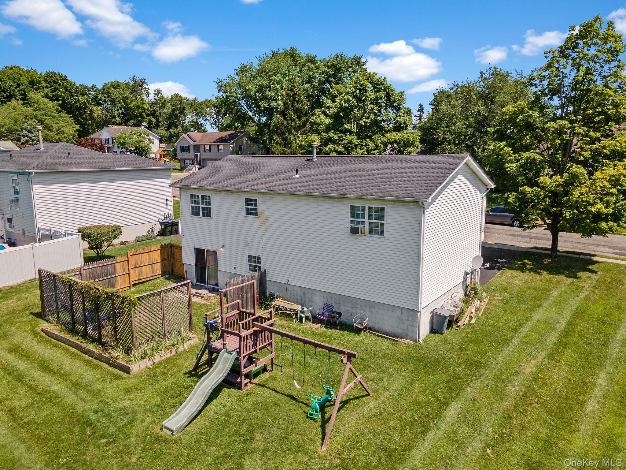 8 Sunnyside Avenue, Walden, NY 12586