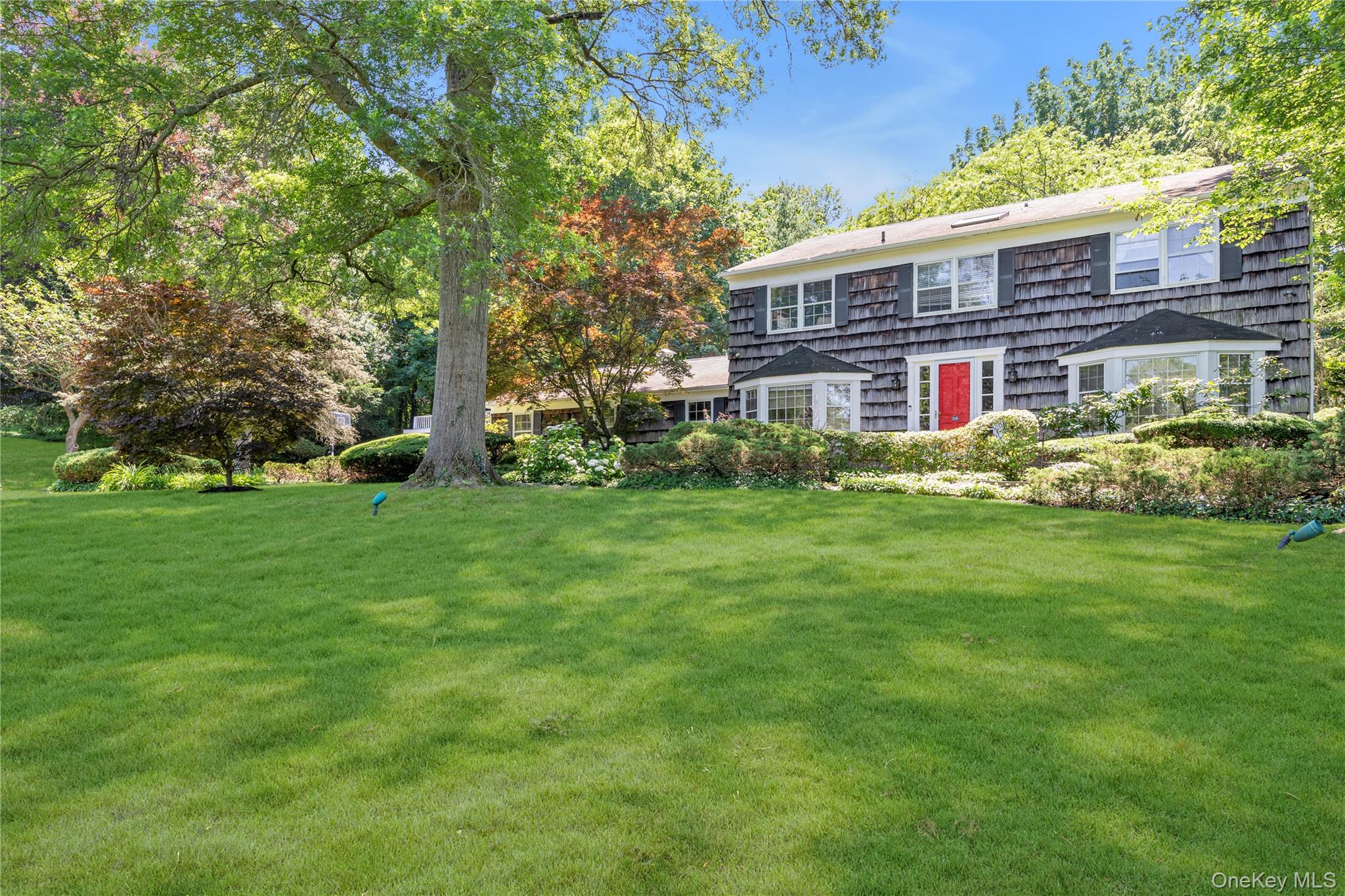 26 Rolling Drive, Brookville, NY 11545