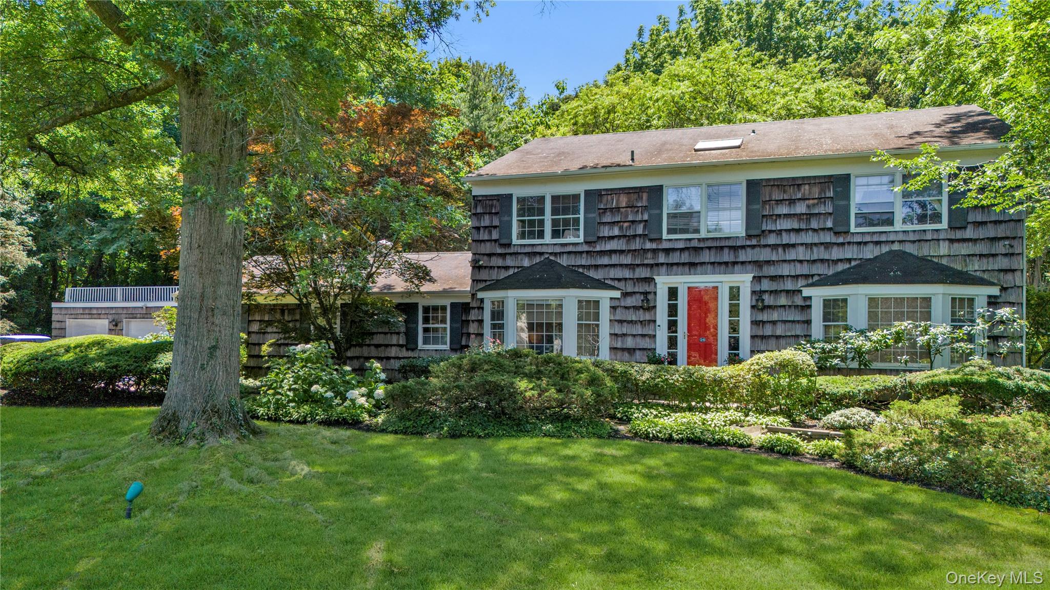 26 Rolling Drive, Brookville, NY 11545