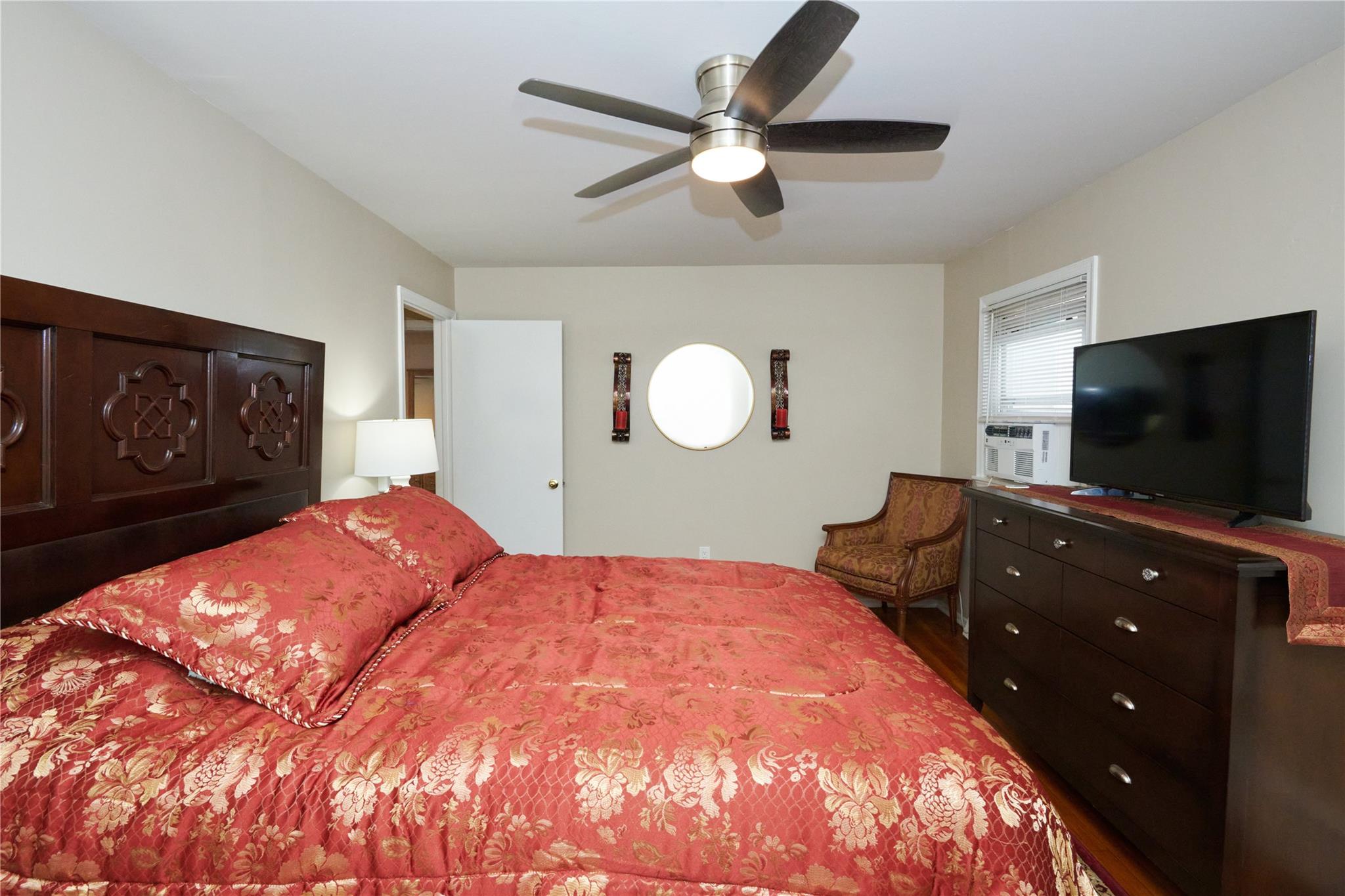 112 N Columbus Avenue, Mount Vernon, NY 10553