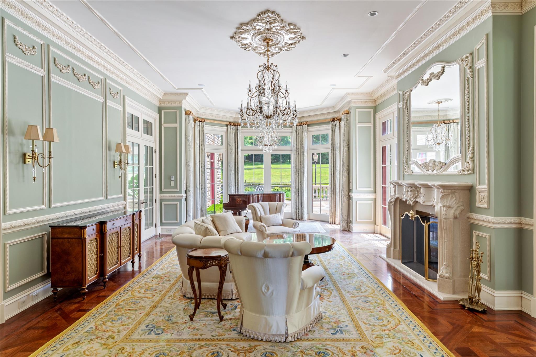 102 Horseshoe Road, Mill Neck, NY 11765